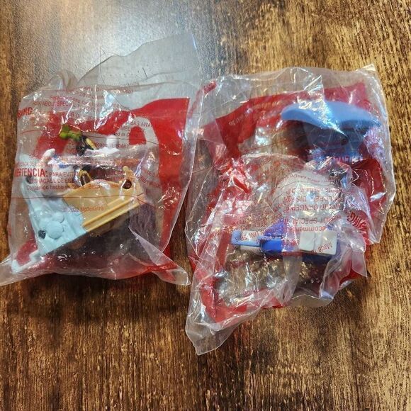 2022 McDonald's Disney World toys - Picture 2 of 2